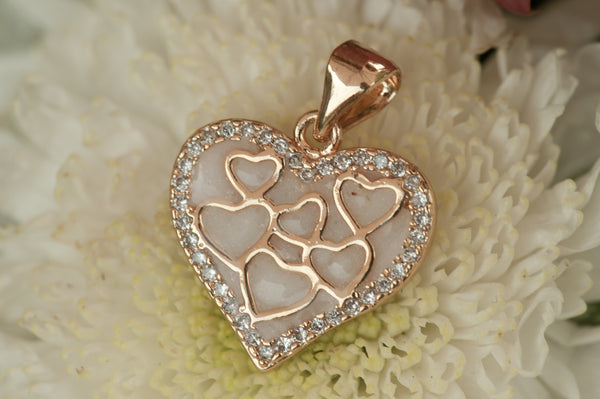 DARCEY - HEART PENDANT