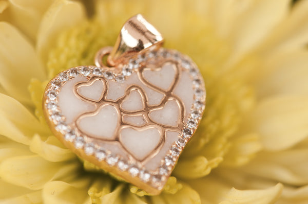 DARCEY - HEART PENDANT