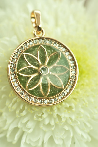 DEJAH - ROUND PENDANT