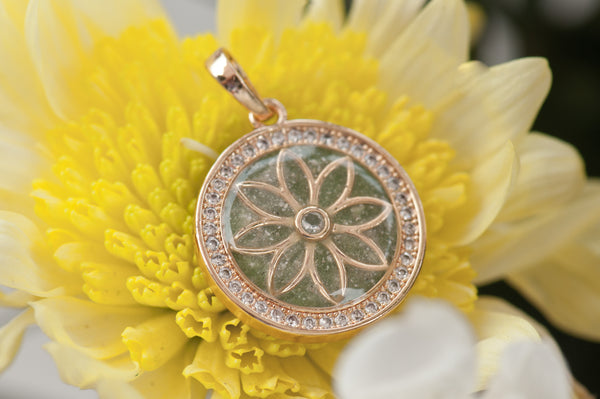 DEJAH - ROUND PENDANT