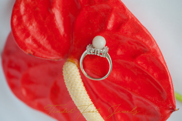 DIVINE - HEART CORONATION PEARL RING