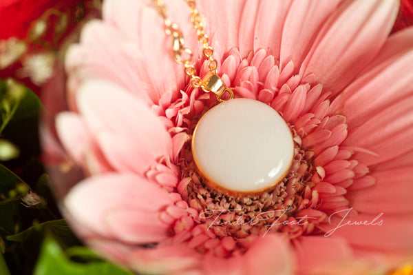 EILEEN - DOUBLE SIDED PENDANT