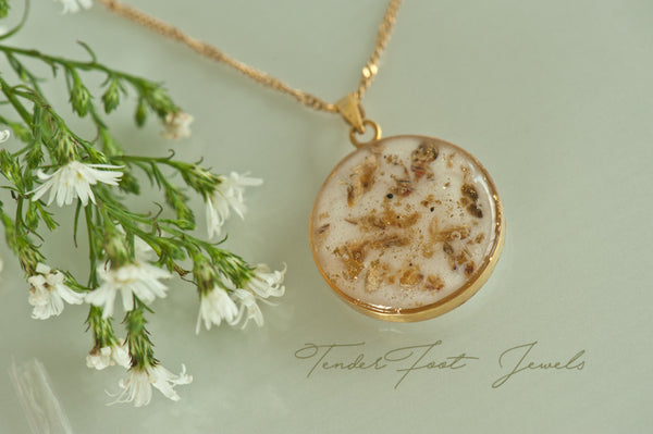 EILEEN - DOUBLE SIDED PENDANT