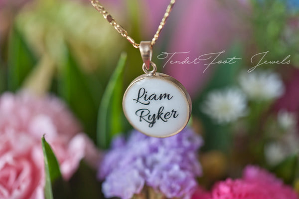 EILEEN - DOUBLE SIDED PENDANT