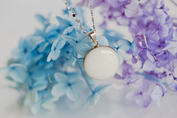 EILEEN - DOUBLE SIDED PENDANT