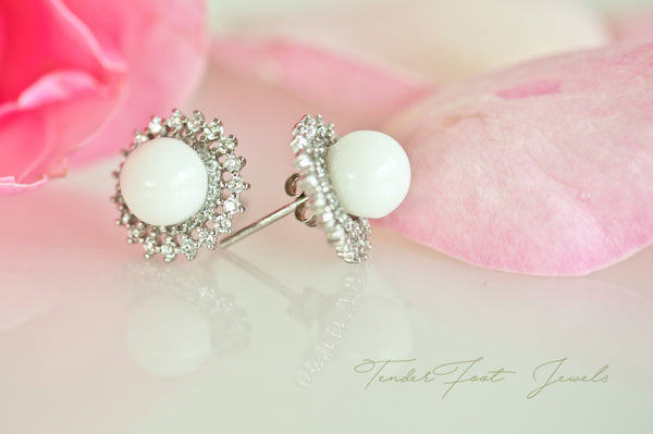 ELIZABETH - CORONATION STUD PEARL EARRING