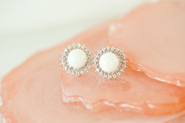 ELIZABETH - CORONATION STUD PEARL EARRING