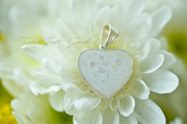 ELSA - HEART PENDANT