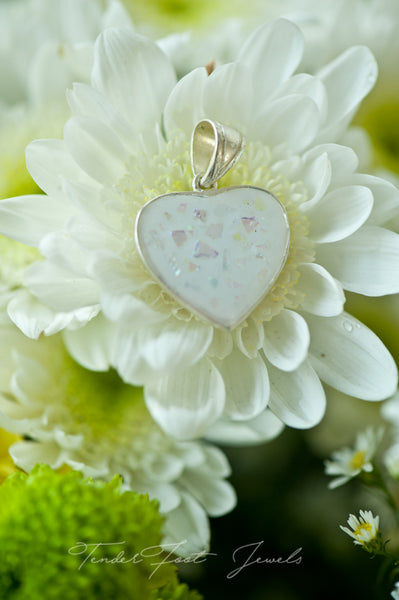 ELSA - HEART PENDANT