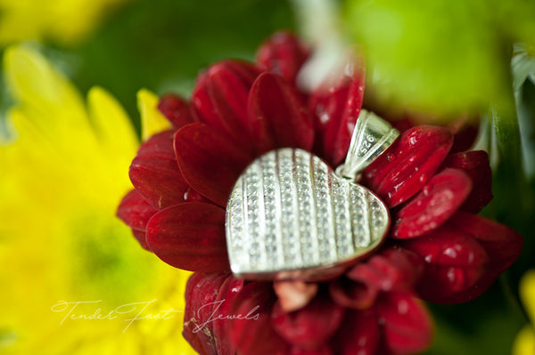 ELSA - HEART PENDANT