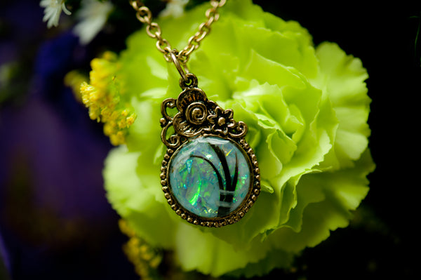 ESTHER - CLASSIC PENDANT