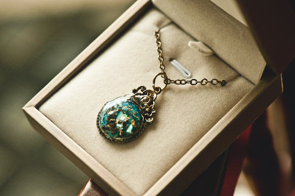 ESTHER - CLASSIC PENDANT