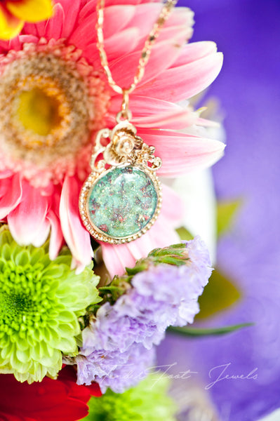 ESTHER - CLASSIC PENDANT