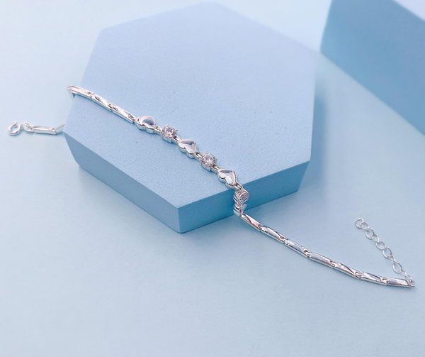 GRATA - Heart Bracelet