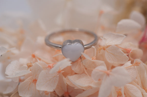 HEATHER - DAINTY HEART RING