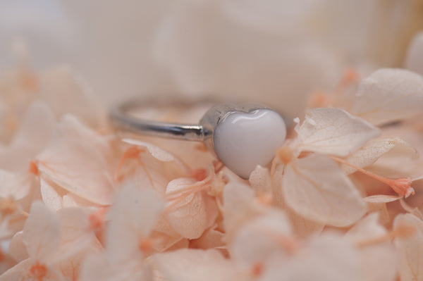 HEATHER - DAINTY HEART RING
