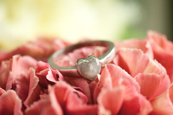 HEATHER - DAINTY HEART RING