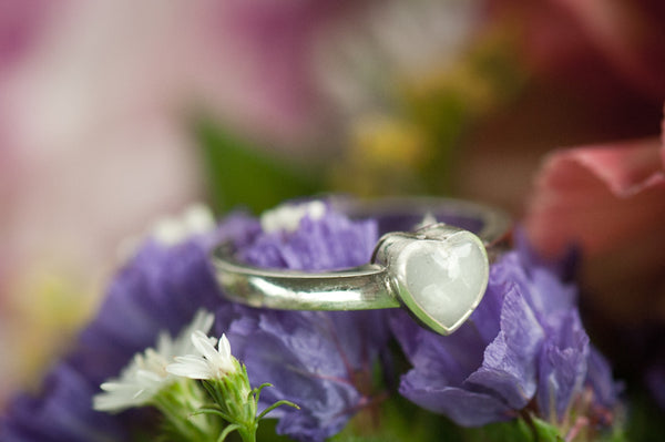 HEATHER - DAINTY HEART RING