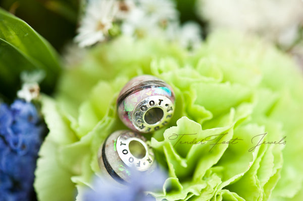 HELEN - PETITE CHARM BEAD