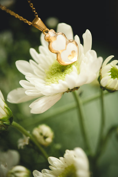 HESSY - TRIPLE HEARTS PENDANT