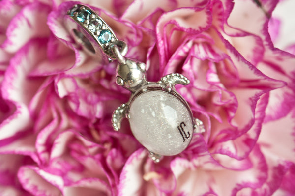 JAN - SEA TURTLE DANGLE CHARM