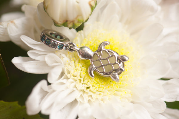 JAN - SEA TURTLE DANGLE CHARM