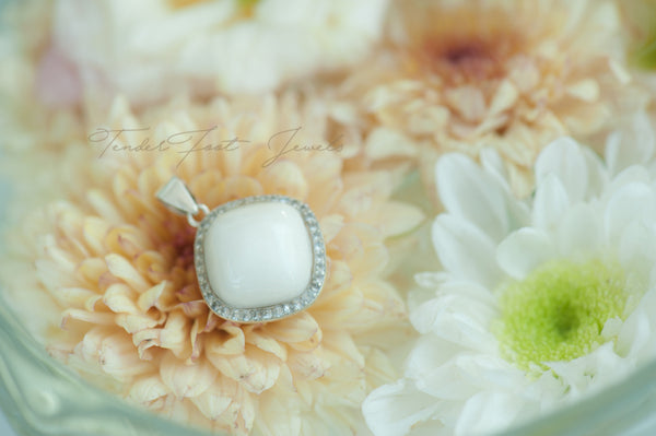 JELLY - SQUARE PENDANT