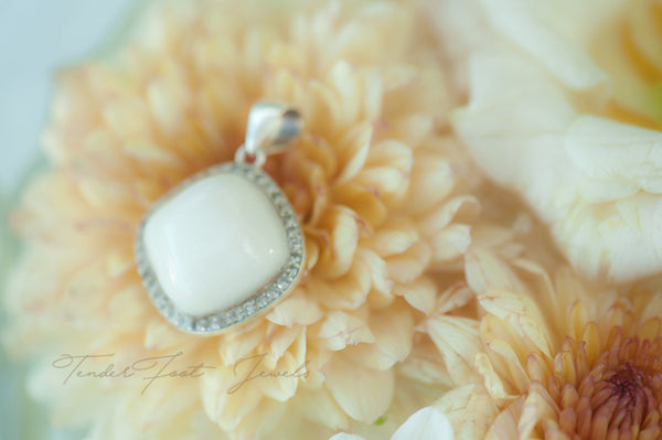 JELLY - SQUARE PENDANT