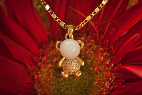 JUDITA - BEAR PEARL PENDANT