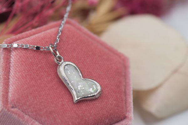 JUNIPER - HEART PENDANT