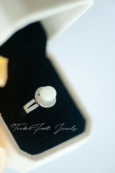 KATRINE - HALO PEARL RING