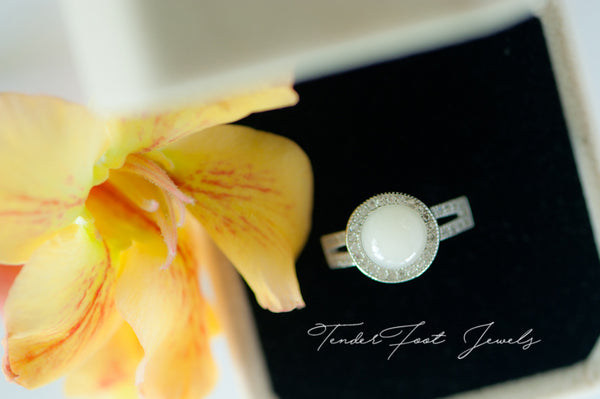 KATRINE - HALO PEARL RING