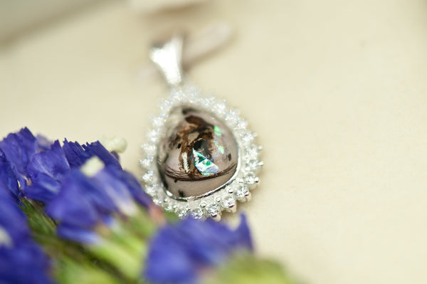 LOU - TEAR DROP PENDANT