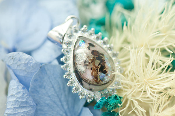 LOU - TEAR DROP PENDANT