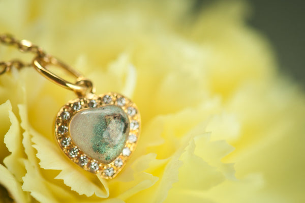 MACEY - HEART CHARM BEAD