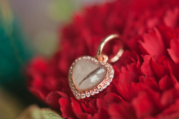 MACEY - HEART CHARM BEAD