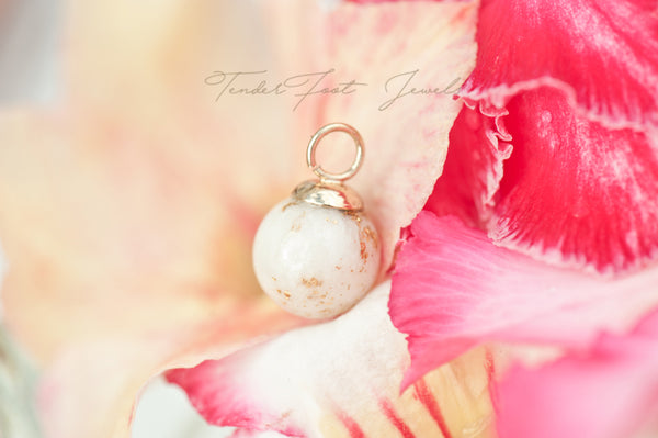 MAGNOLIA - PEARL PENDANT