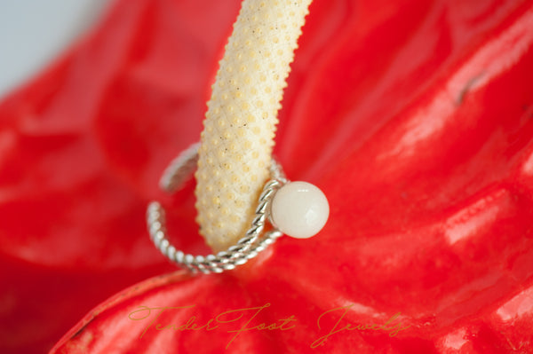 MAI - LOVE KNOT PEARL RING