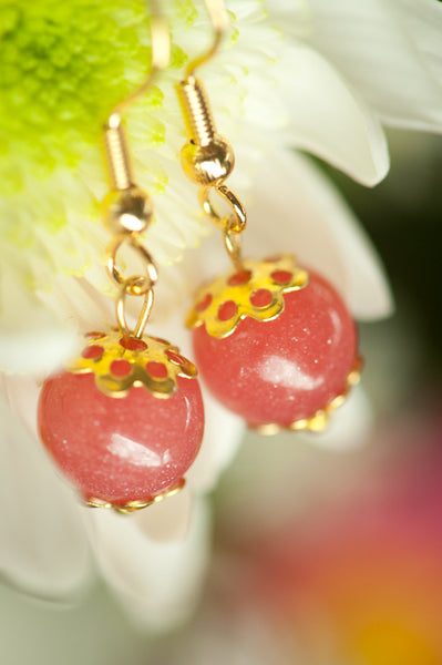 MARITA - DANGLING PEARL EARRING