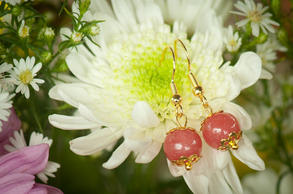 MARITA - DANGLING PEARL EARRING