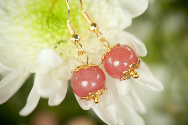 MARITA - DANGLING PEARL EARRING