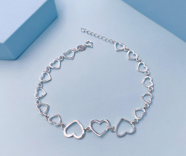 OLGA - Heart Bracelet