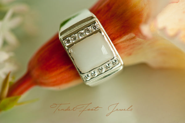 OLIVER - SQUARE RING