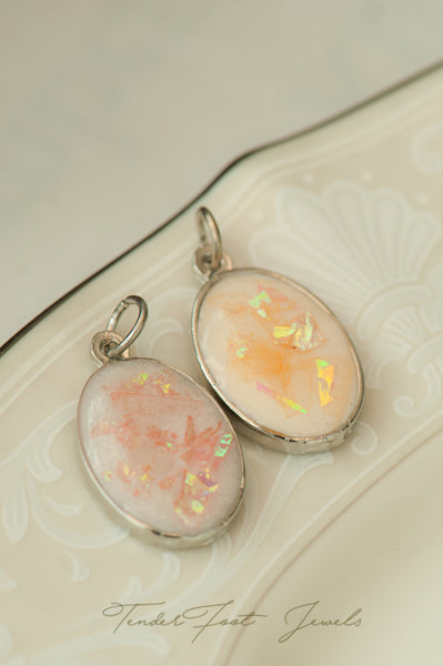 OPHELIA - OVAL PENDANT