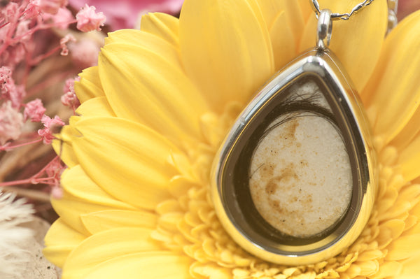 PAMELA - PEAR MEMORY GLASS LOCKET