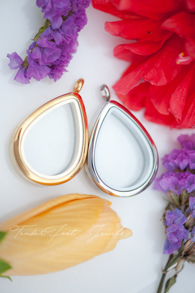 PAMELA - PEAR MEMORY GLASS LOCKET