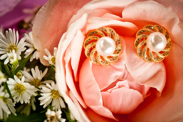 POLARIS - PEARL EARRINGS