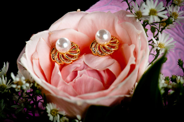 POLARIS - PEARL EARRINGS