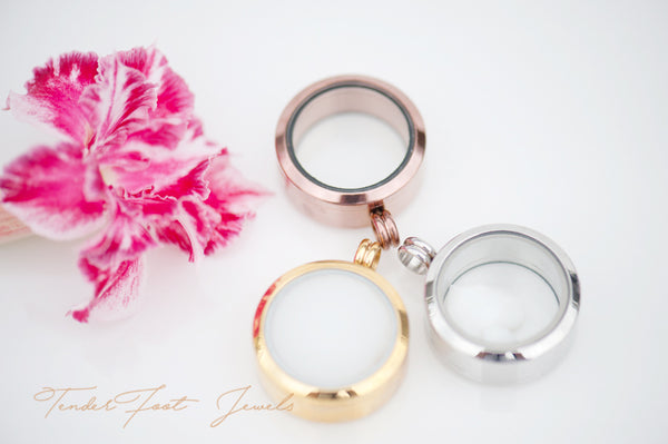 RHONDA ROUND MEMORY GLASS LOCKET