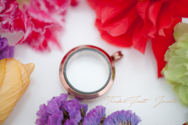 RHONDA ROUND MEMORY GLASS LOCKET